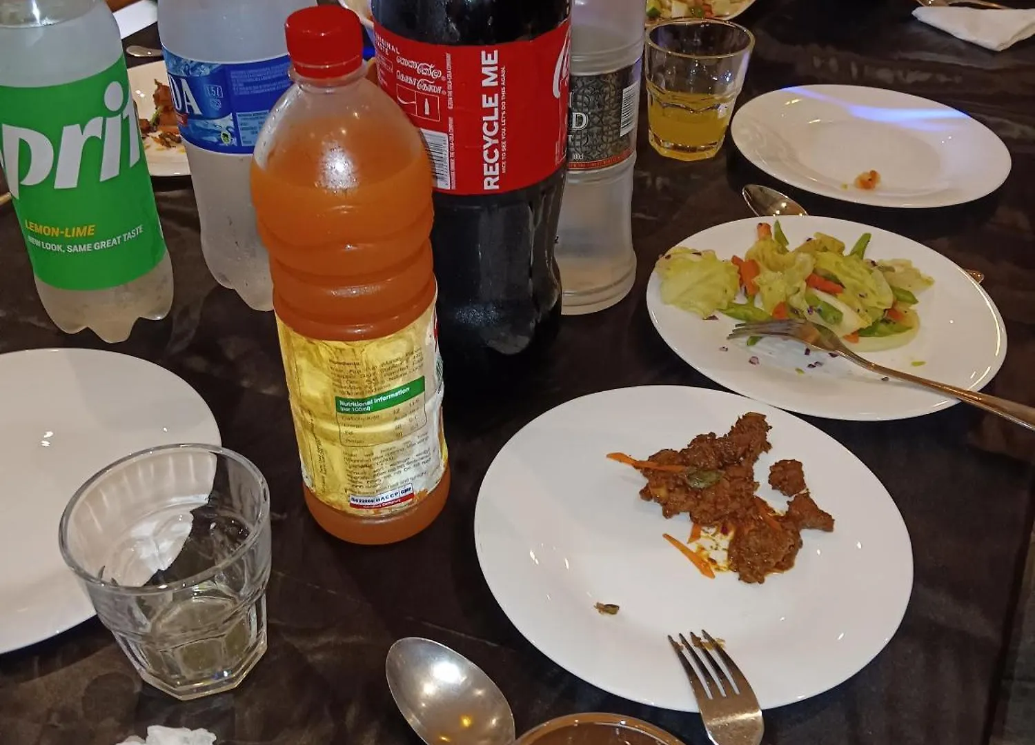 Oleesha Hotel & Restaurant Negombo