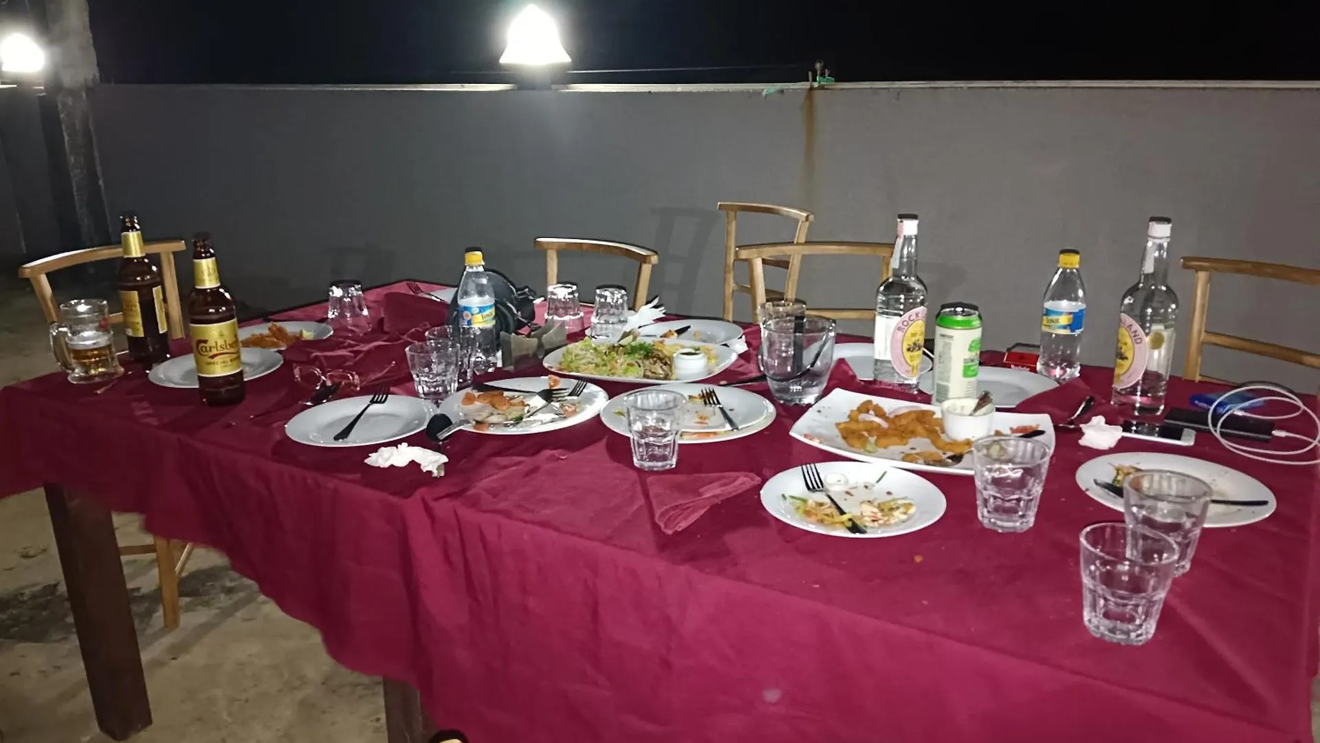 Oleesha Hotel & Restaurant Negombo